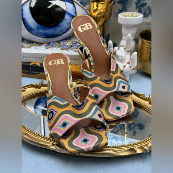 🆕 GIANNI BINI 🧿 NWOB Vibe-Check Retro Print Satin Sculpted Sandals, Sz 8 M - Picture 7 of 15